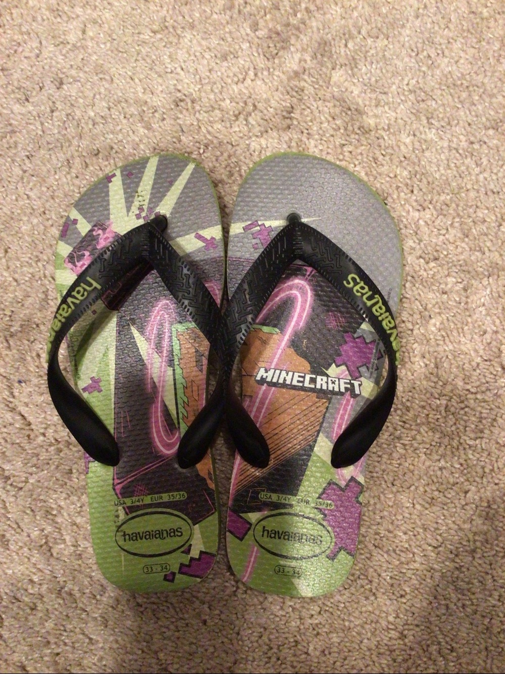 Havaianas Kids Minecraft Enderman Flip Flops Size 33 -34. Green Purple , Seconds